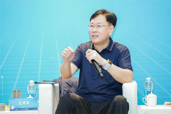 “Li+學(xué)社”高端對話：警惕全球化機(jī)遇下，鋰電企業(yè)的出海挑戰(zhàn)和技術(shù)迭代風(fēng)險
