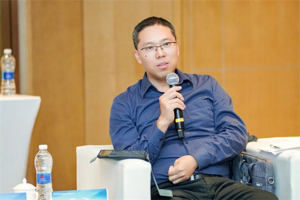 “Li+學(xué)社”高端對話：警惕全球化機(jī)遇下，鋰電企業(yè)的出海挑戰(zhàn)和技術(shù)迭代風(fēng)險