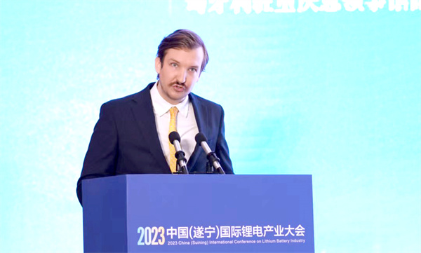 匈牙利駐重慶總領事館副領事歐陽大衛(wèi)：匈牙利的電池產(chǎn)業(yè)及投資環(huán)境介紹